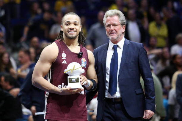 系列赛的成 系列赛的成