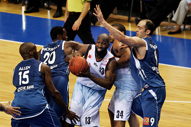 与AC米兰 与AC米兰